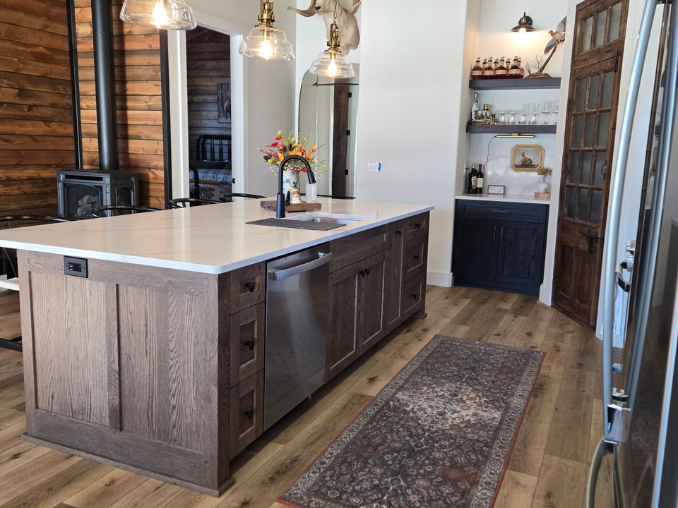 contemporary custom kitchen cabinets in a Colorado home